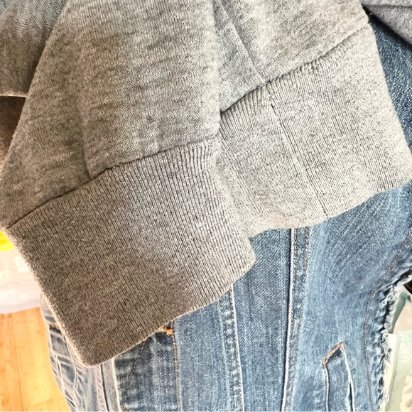 O’Neil Hoodie Jean Jacket. Size Large - Picture 10 of 11